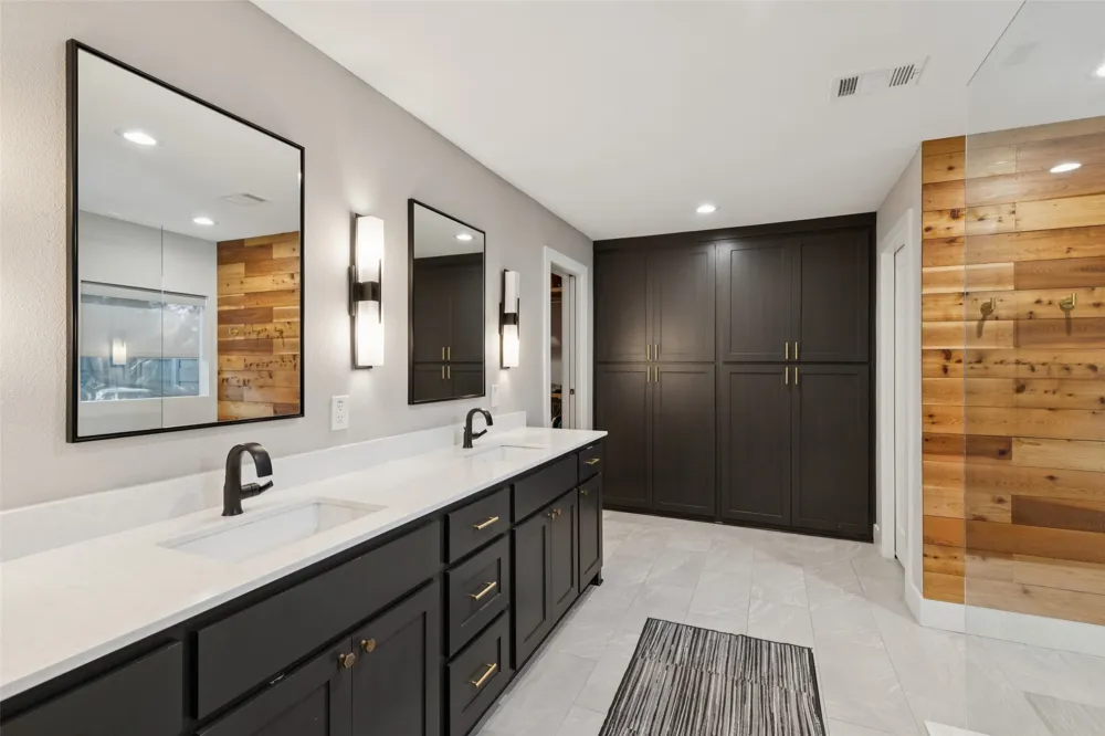 7221 Pleasant View Drive Dallas, TX 75231