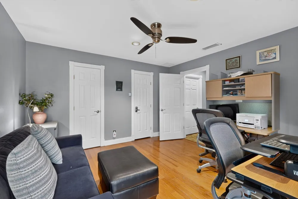 7221 Pleasant View Drive Dallas, TX 75231
