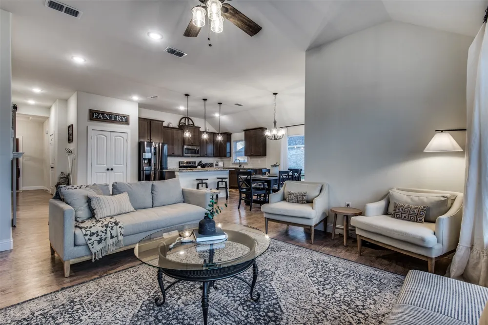 112 Kens Court Pilot Point, TX 76258