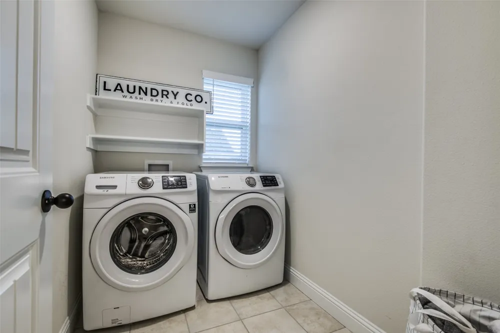 112 Kens Court Pilot Point, TX 76258