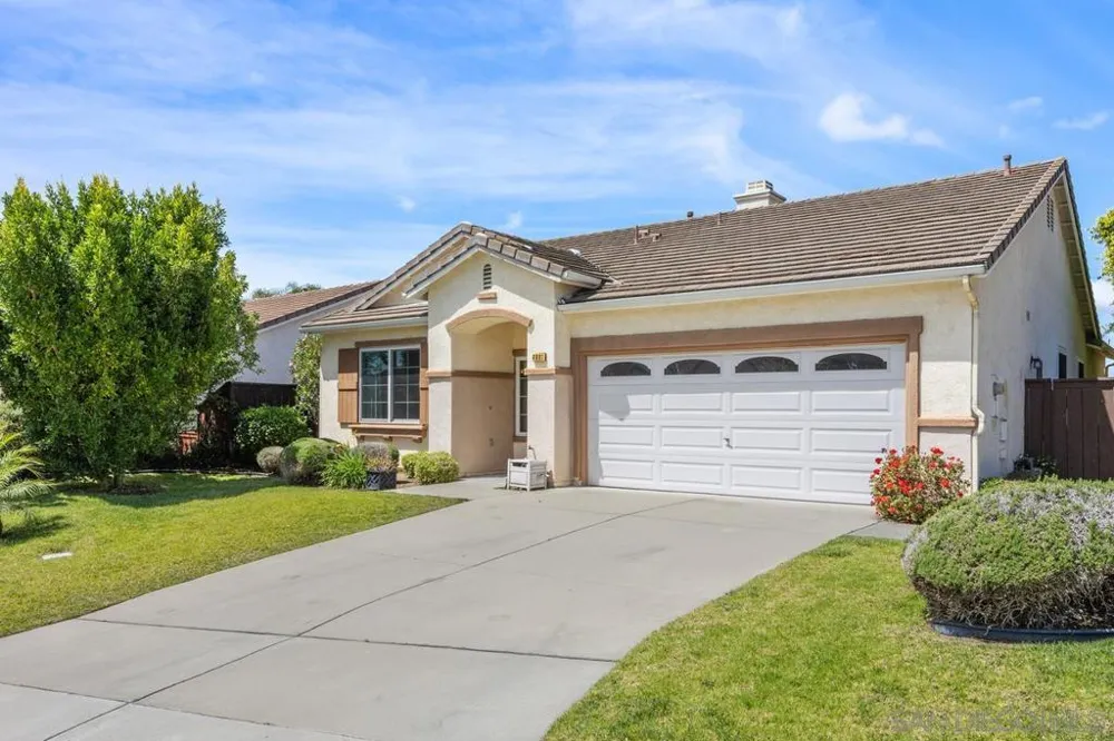 4981 Calle Arquero Oceanside, CA 92057