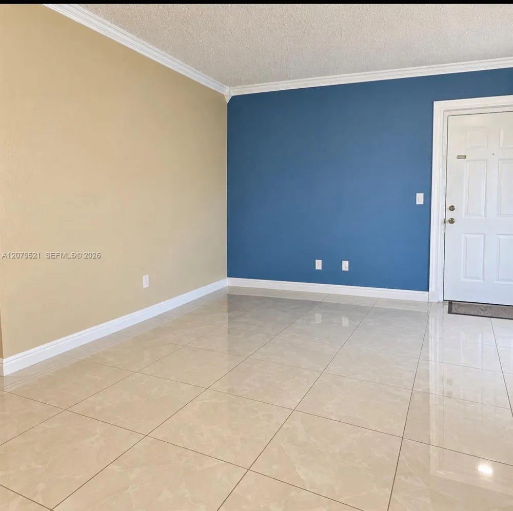 2138 SW 6th St #403 Miami, FL 33135