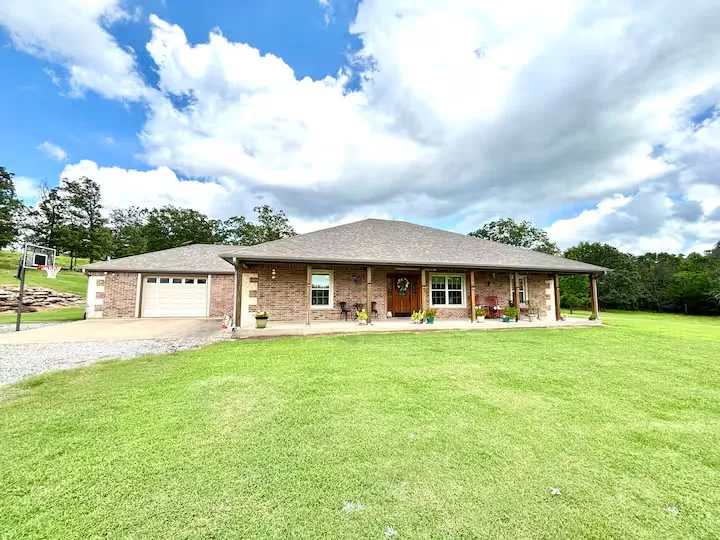3316 E Stoneridge Road Atoka, OK 74525