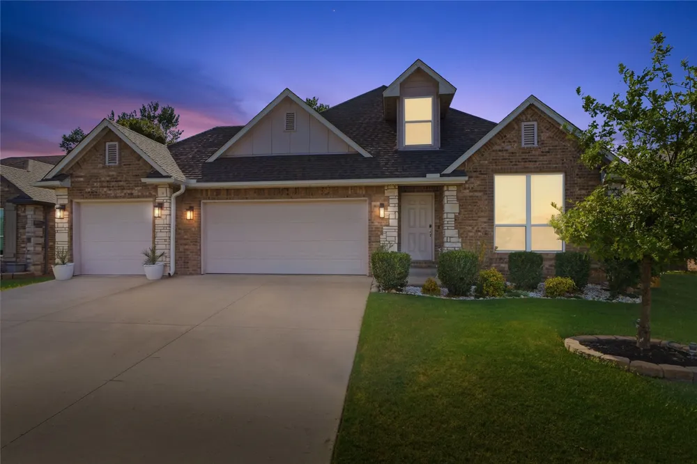 14638 S Lakewood Place Bixby, OK 74008