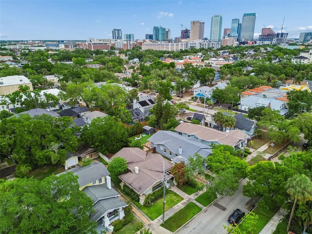 1107 W HORATIO STREET Tampa, FL 33606