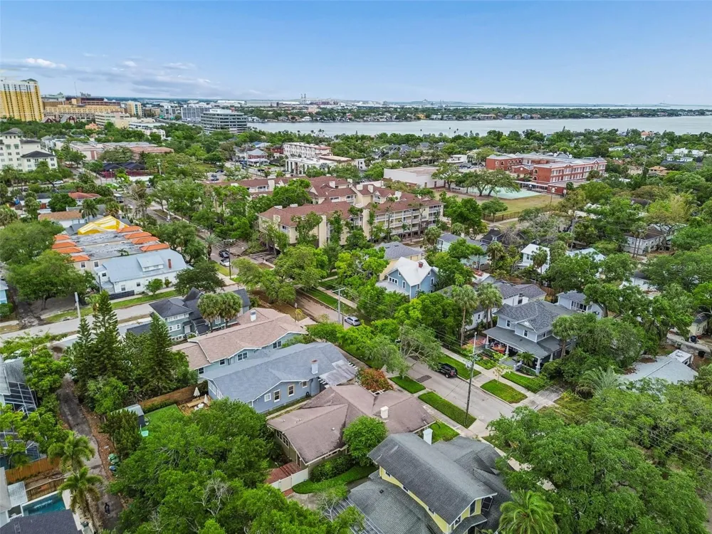 1107 W HORATIO STREET Tampa, FL 33606
