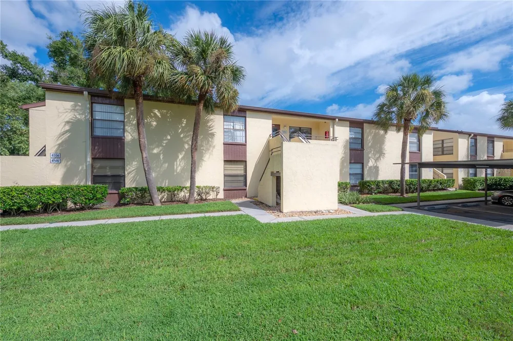 13608 S VILLAGE DRIVE #6204 Tampa, FL 33618