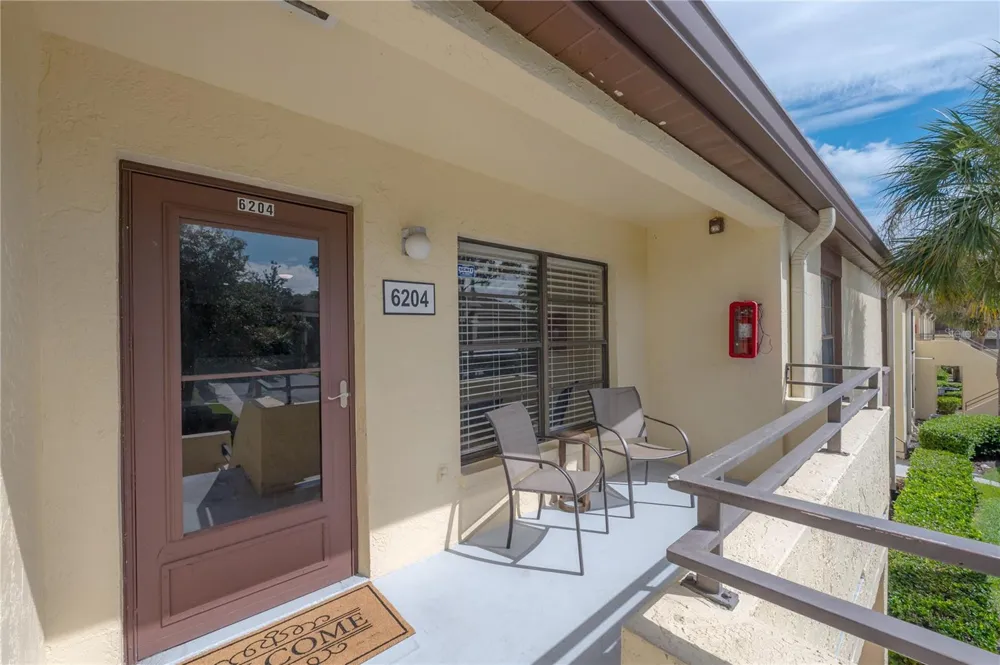 13608 S VILLAGE DRIVE #6204 Tampa, FL 33618