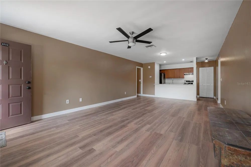 13608 S VILLAGE DRIVE #6204 Tampa, FL 33618