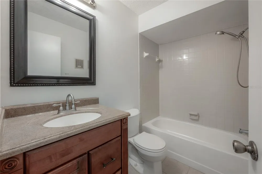 13608 S VILLAGE DRIVE #6204 Tampa, FL 33618