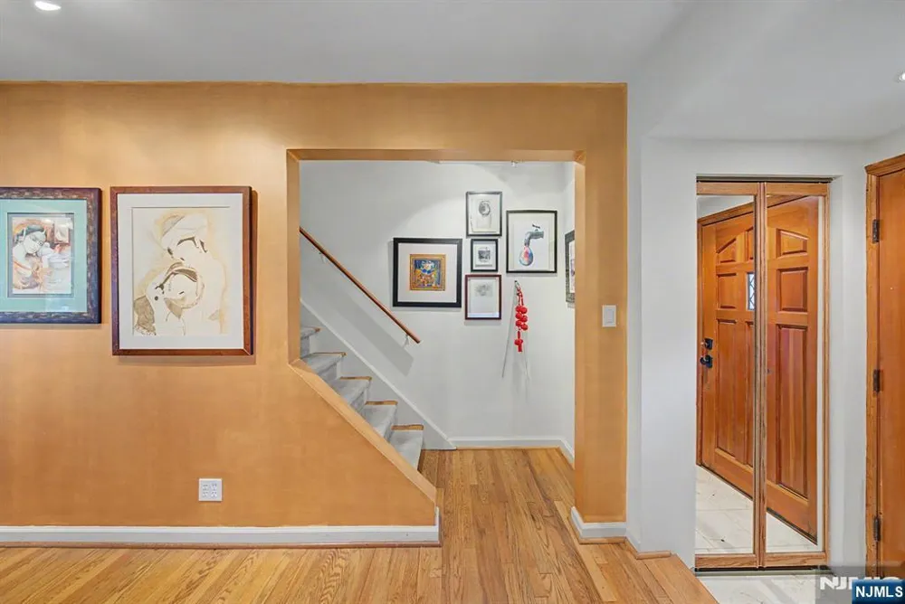 26 Cedar Street Bergenfield, NJ 07621