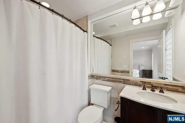 140 Cedar Street Fort Lee, NJ 07024