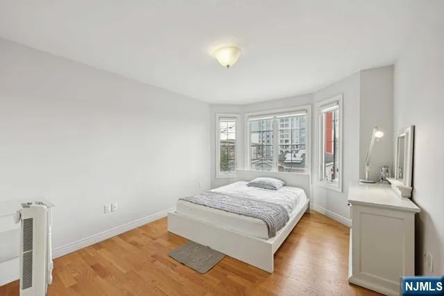 140 Cedar Street Fort Lee, NJ 07024