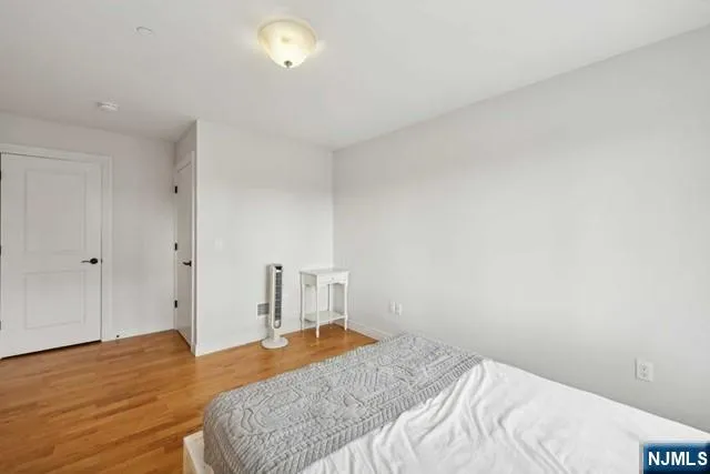 140 Cedar Street Fort Lee, NJ 07024
