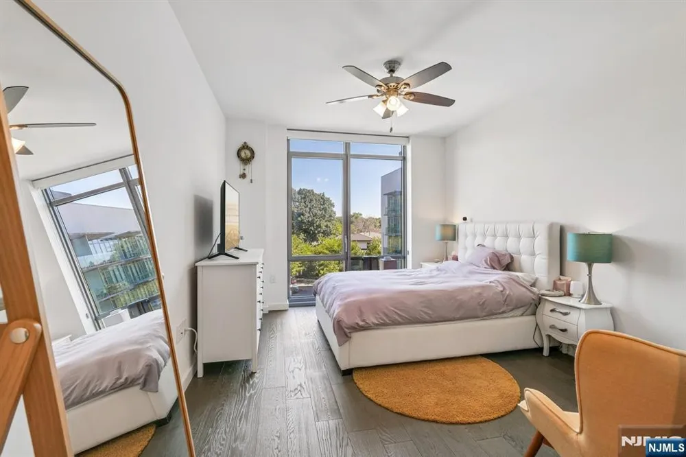 320 Adolphus Avenue 410 Cliffside Park, NJ 07010