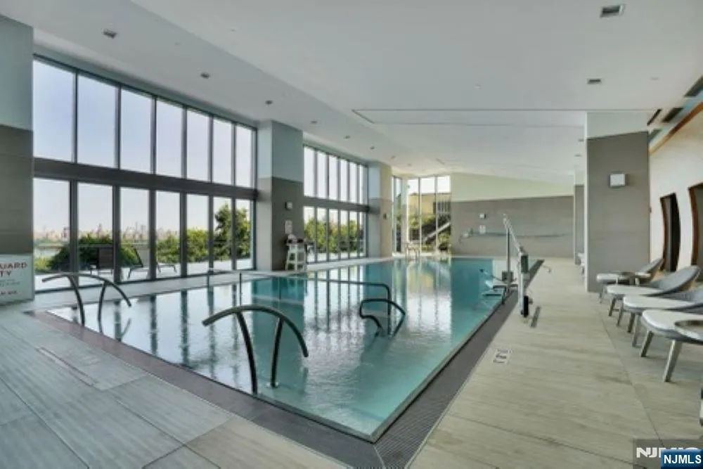 320 Adolphus Avenue 410 Cliffside Park, NJ 07010