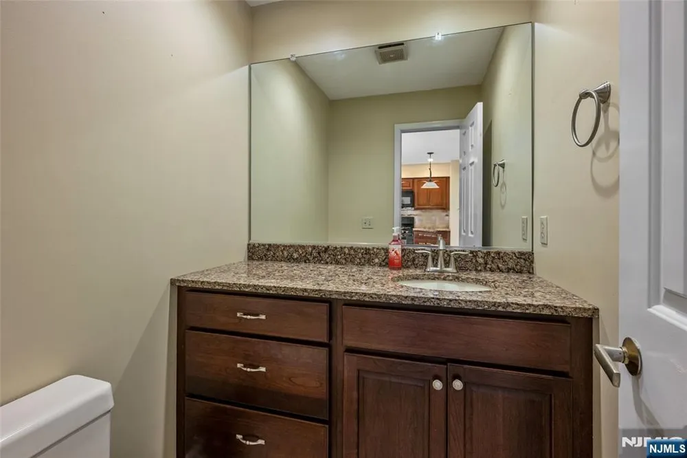 2 Ridgeview Terrace Jefferson Township, NJ 07438