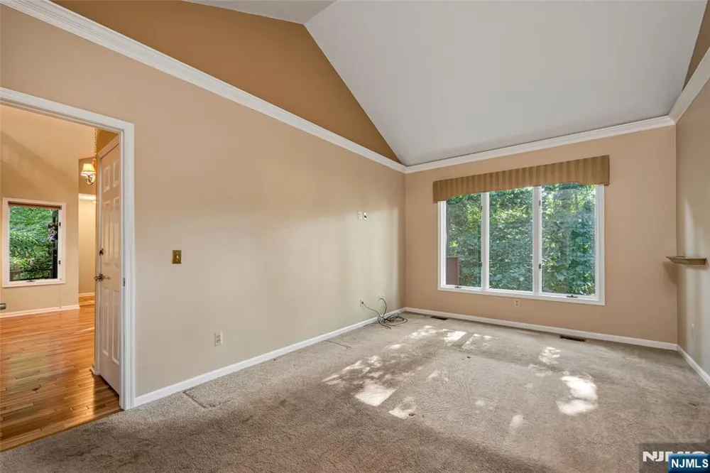 2 Ridgeview Terrace Jefferson Township, NJ 07438