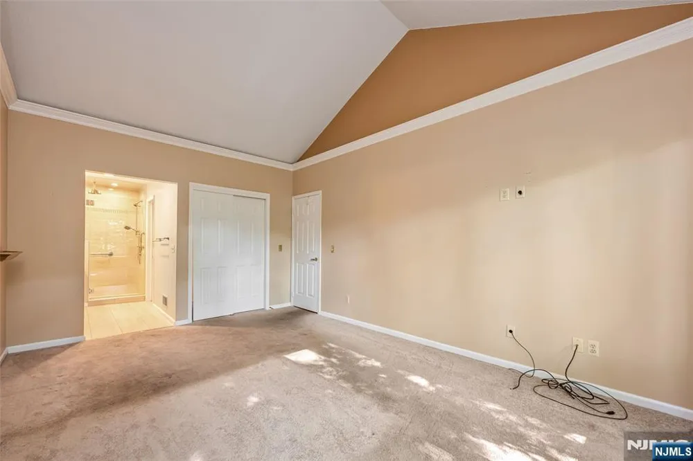 2 Ridgeview Terrace Jefferson Township, NJ 07438