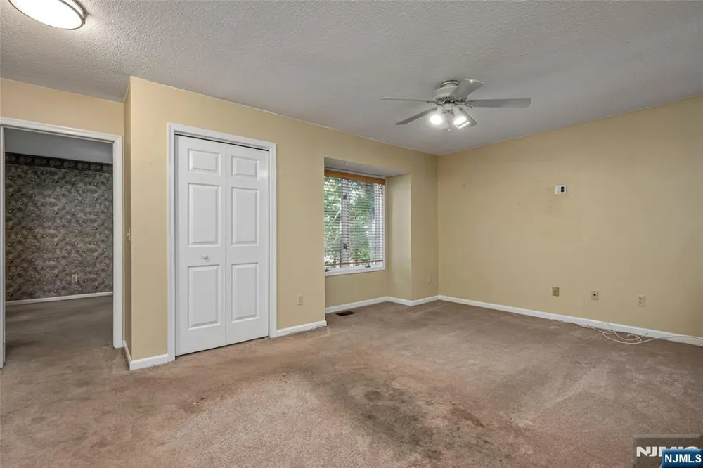 2 Ridgeview Terrace Jefferson Township, NJ 07438