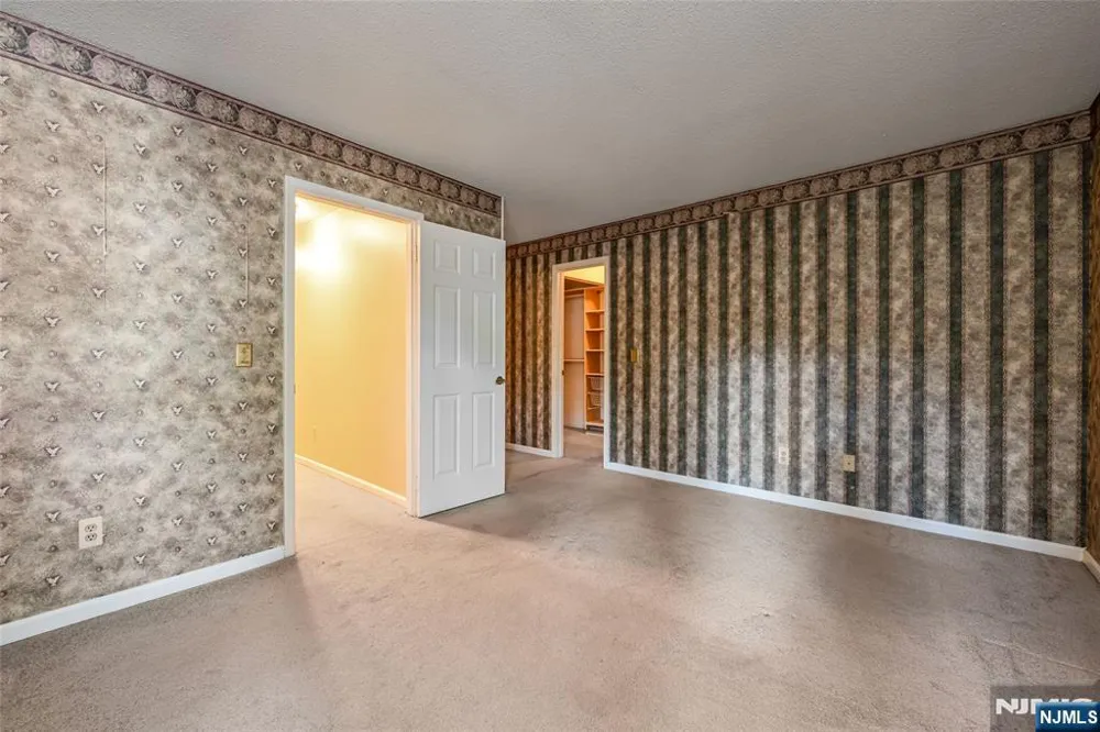 2 Ridgeview Terrace Jefferson Township, NJ 07438