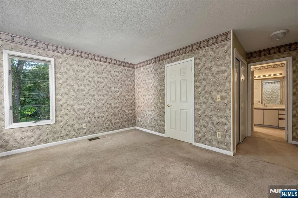 2 Ridgeview Terrace Jefferson Township, NJ 07438