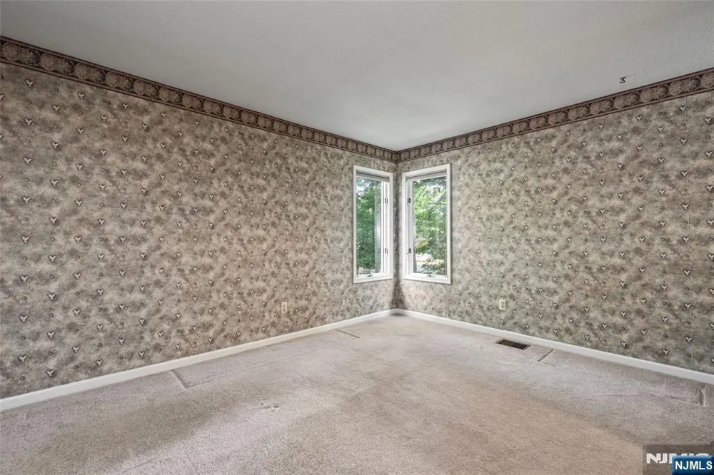 2 Ridgeview Terrace Jefferson Township, NJ 07438