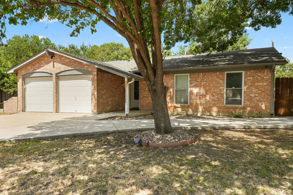 6054 Dunson Drive Watauga, TX 76148