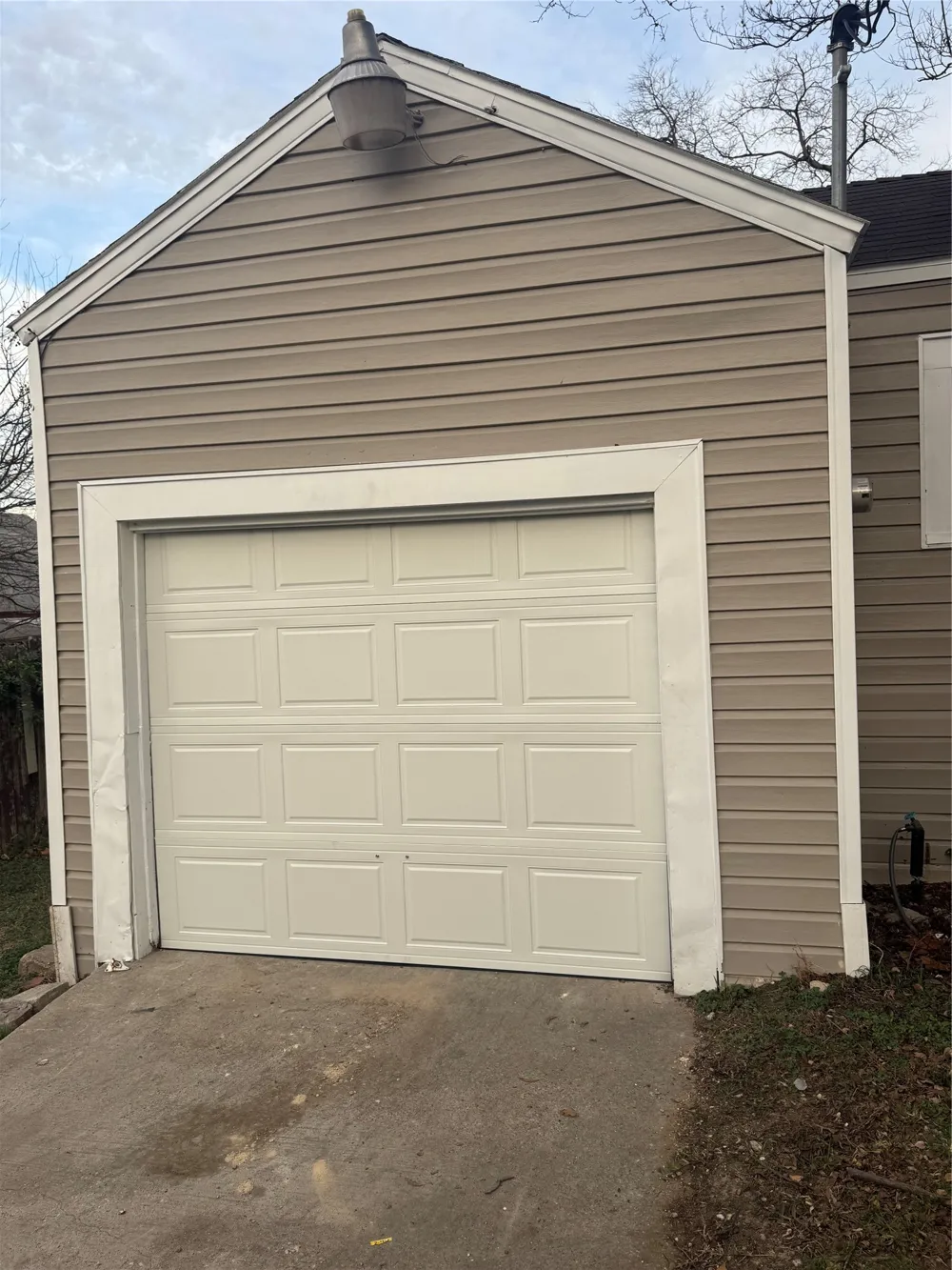 310 Avenue J Dallas, TX 75203