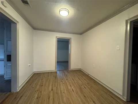 310 Avenue J