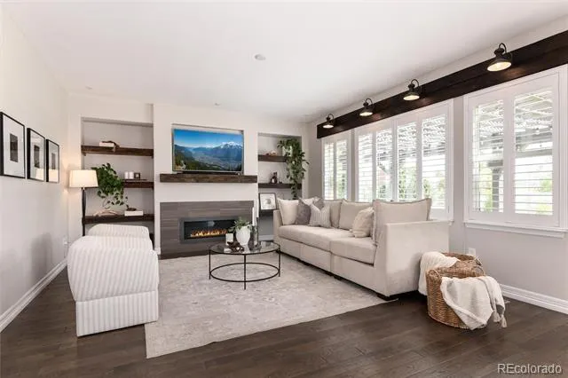 16612 Compass Way Broomfield, CO 80023