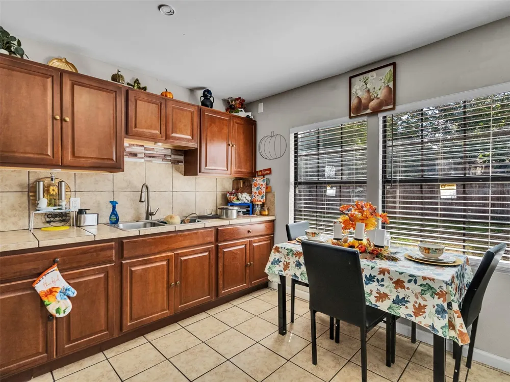 6802 Force Street Houston, TX 77020