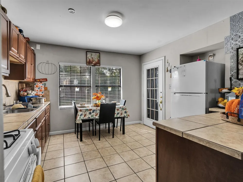 6802 Force Street Houston, TX 77020