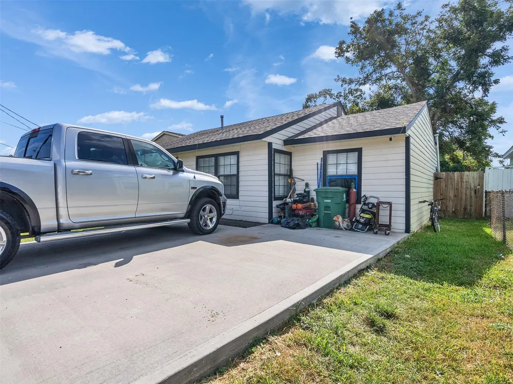 6802 Force Street Houston, TX 77020