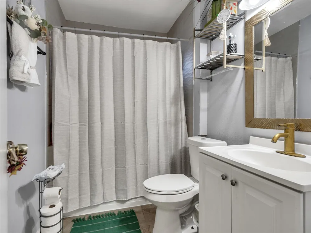 6802 Force Street Houston, TX 77020