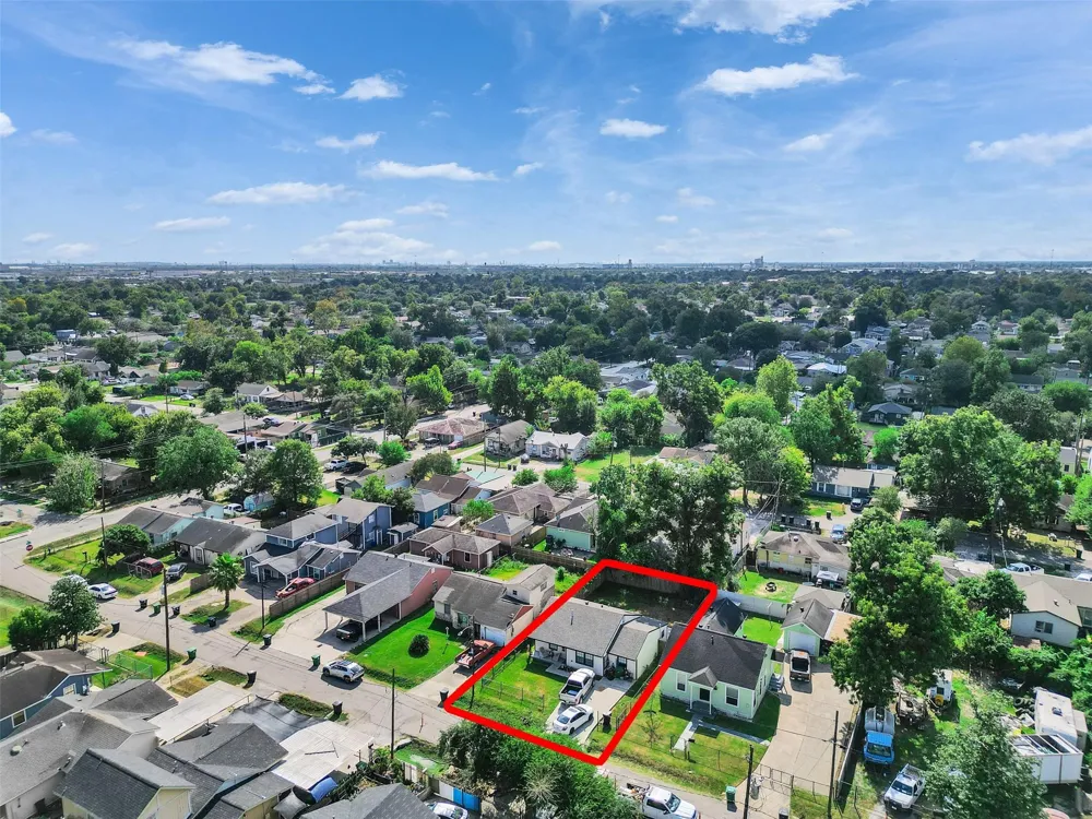 6802 Force Street Houston, TX 77020