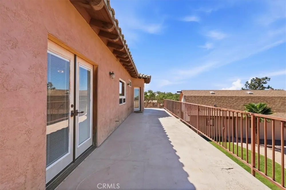 7414 3rd Hesperia, CA 92345