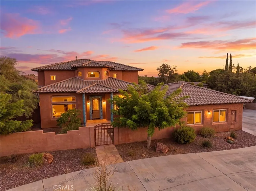7414 3rd Hesperia, CA 92345