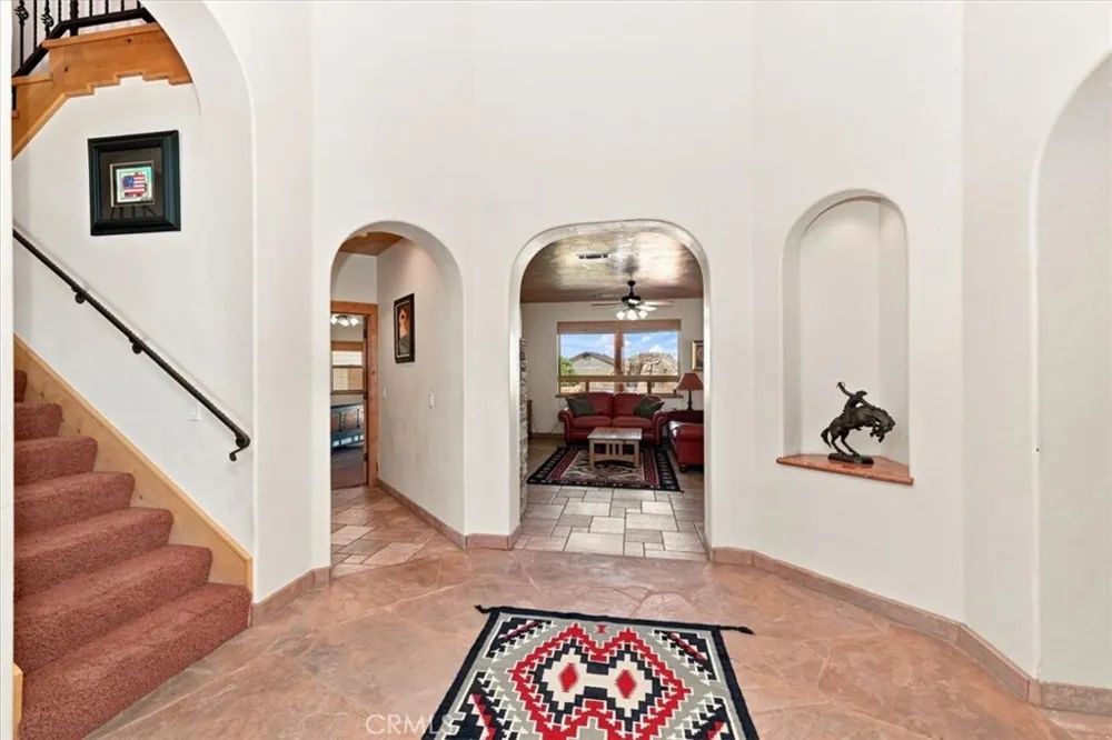 7414 3rd Hesperia, CA 92345