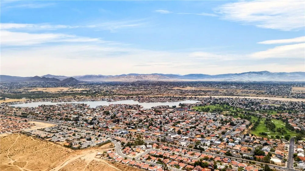 17855 Sage Hen Victorville, CA 92395