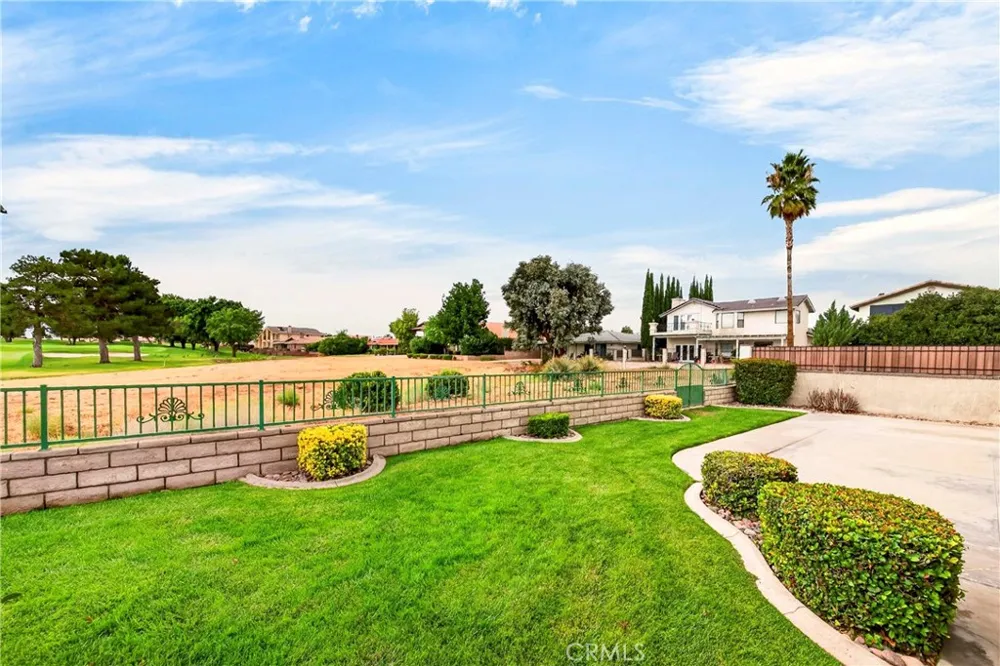 17855 Sage Hen Victorville, CA 92395