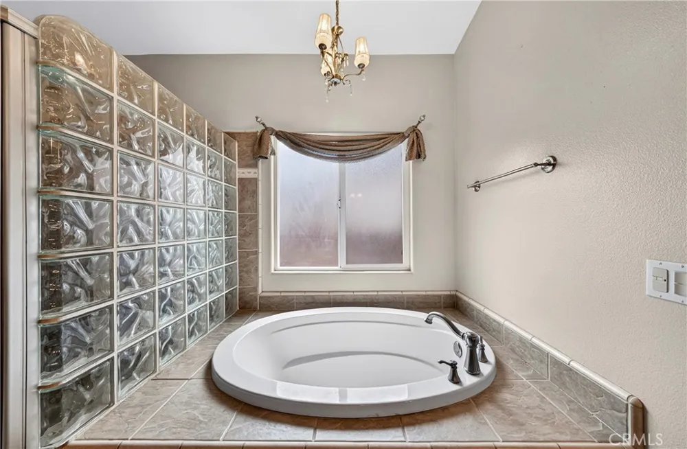 17855 Sage Hen Victorville, CA 92395