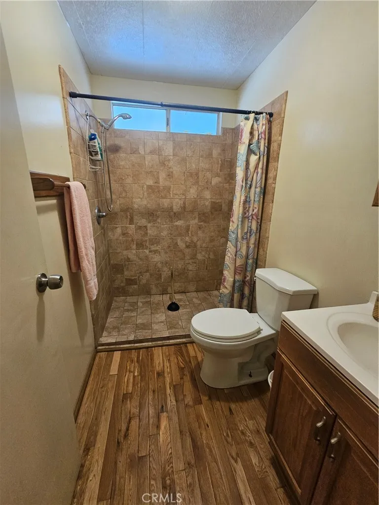 449 Crown Ridge Perris, CA 92570