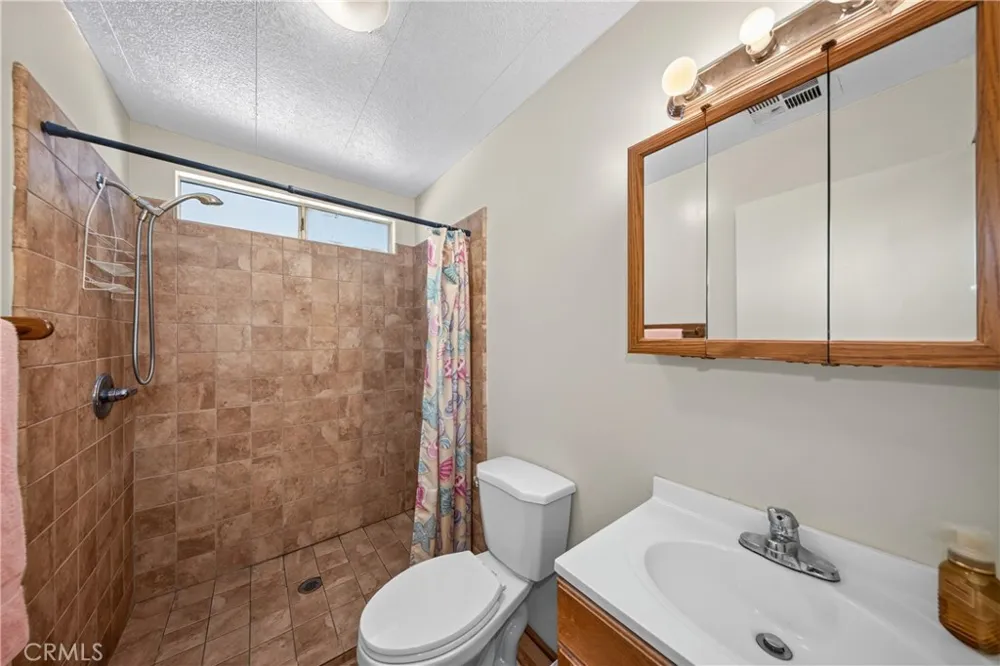 449 Crown Ridge Road Perris, CA 92570