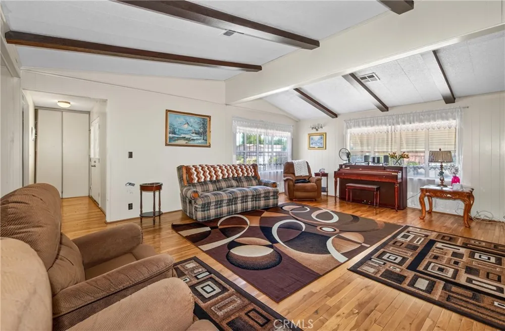 449 Crown Ridge Road Perris, CA 92570