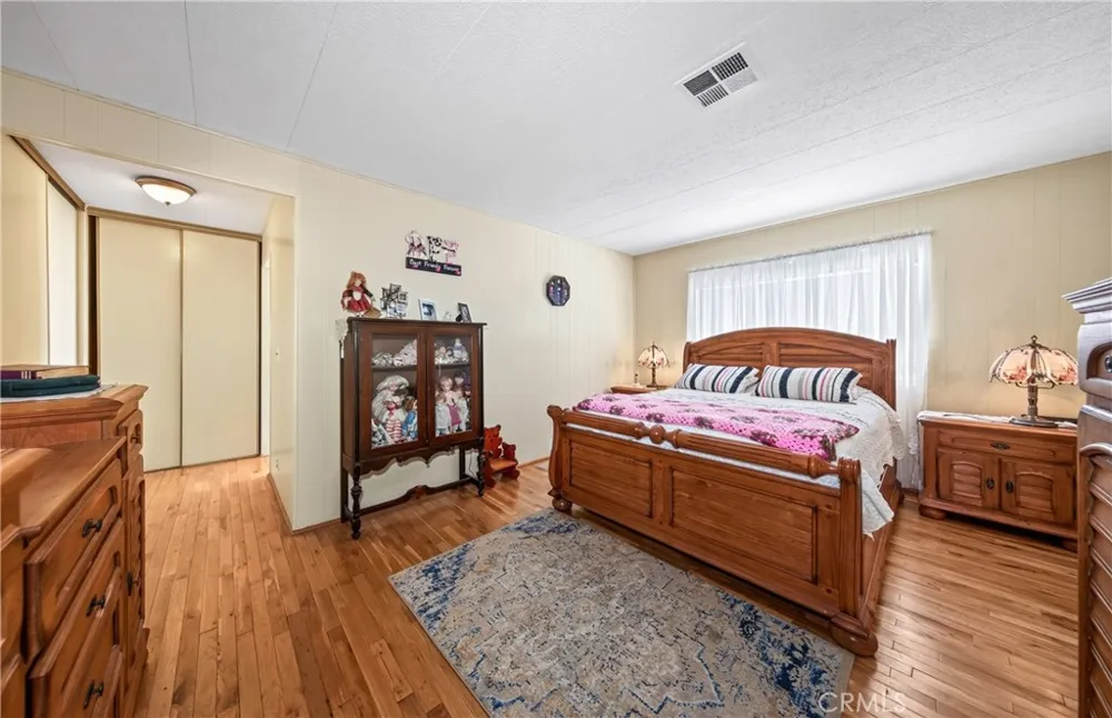 449 Crown Ridge Road Perris, CA 92570