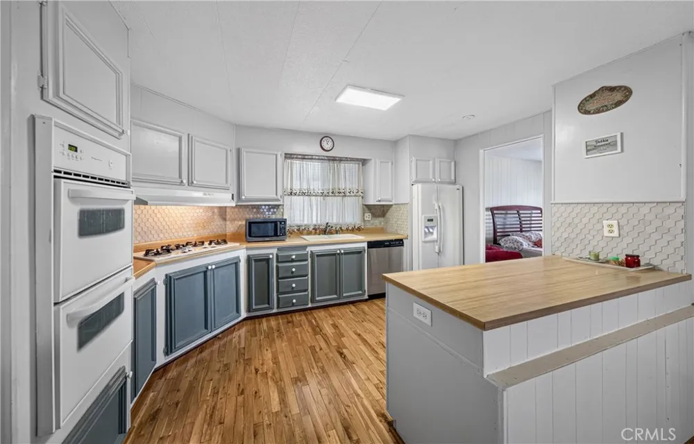 449 Crown Ridge Road Perris, CA 92570
