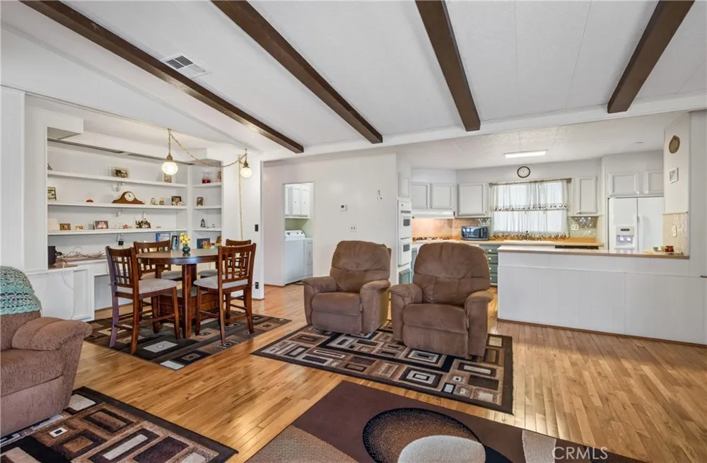 449 Crown Ridge Road Perris, CA 92570