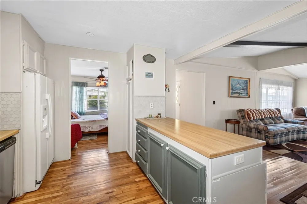 449 Crown Ridge Road Perris, CA 92570