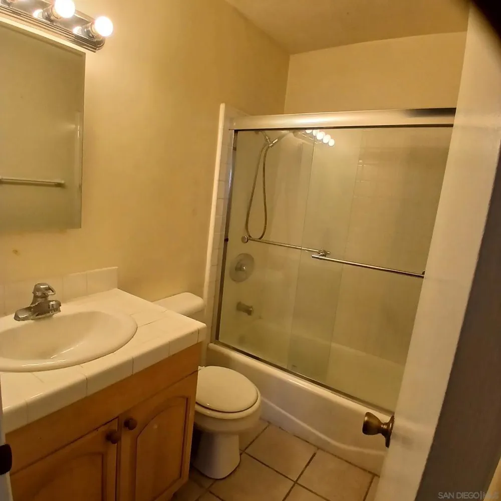 1641 Sunset Cliffs Blvd San Diego, CA 92107